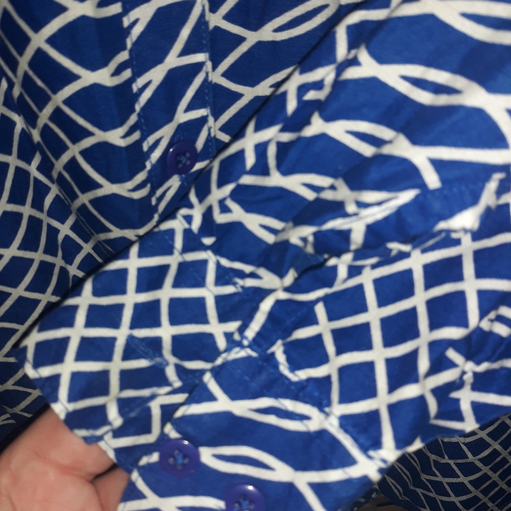 2for$10 long sleeve company One blue & white button Med. - Picture 6 of 8